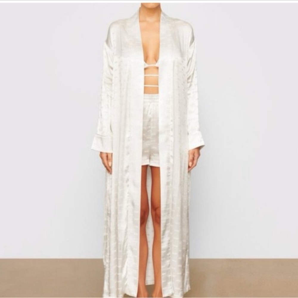 SKIMS JACQUARD LONG ROBE White Marble Monogram Satin